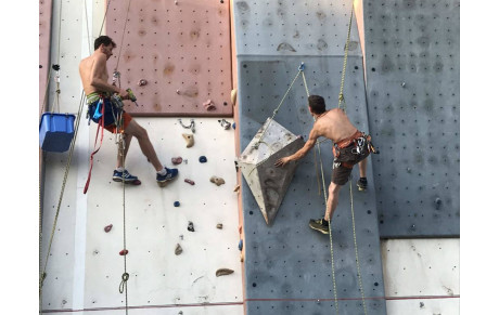 Réfection du mur d'escalade été 2019